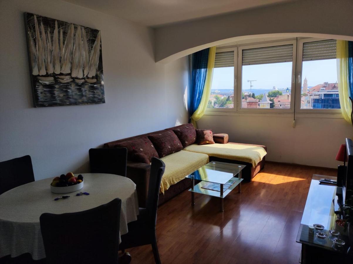 Apartman Lara Apartment Сплит Екстериор снимка